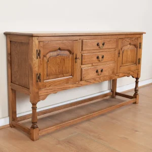 antique mahogany vanity unit (copy)